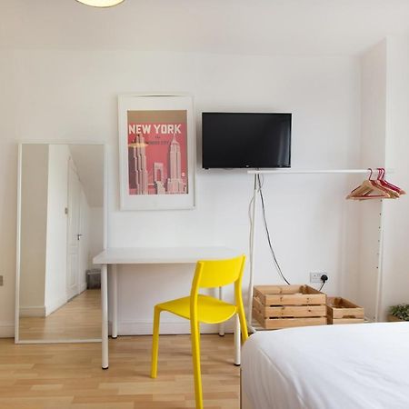 Tooting Broadway Studios & Rooms By Dc London Rooms 외부 사진